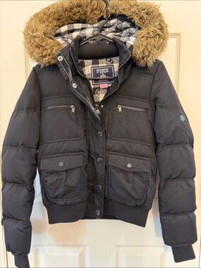 Victoria’s Secret Pink Black Puffer Jacket with Faux Fur Hood Size S